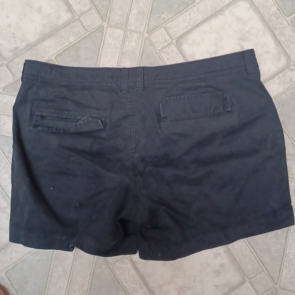 Old Navy Black short size 14 - Picture 2 of 2